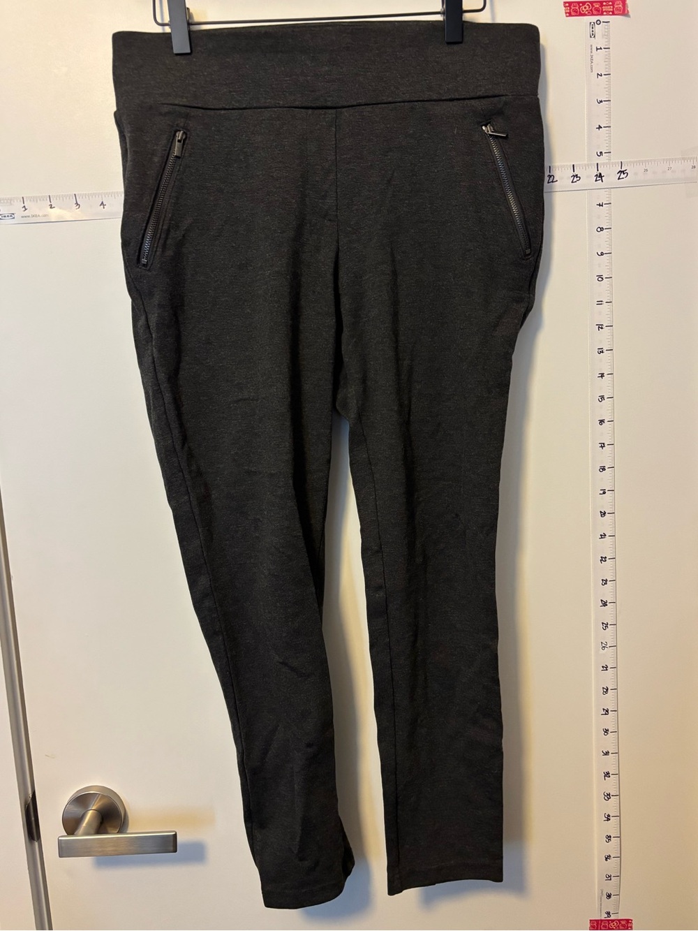 Ann Taylor Charcoal Slim leggings with Zip Pockets